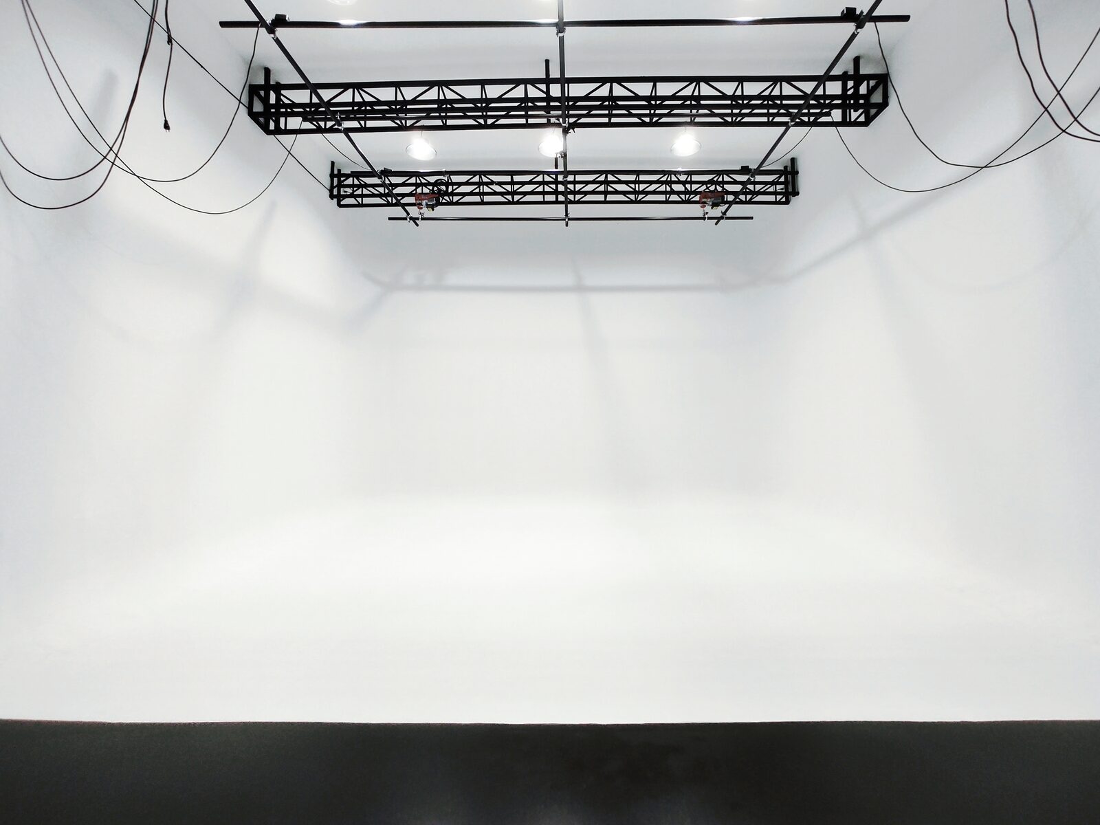 246 STUDIO Interior